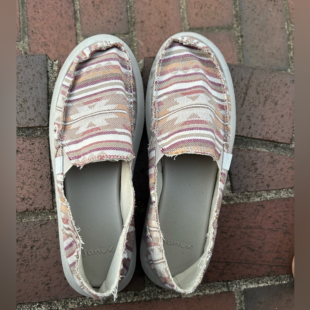 Sanuk women’s Striped Slip-On Shoes - Multicolor